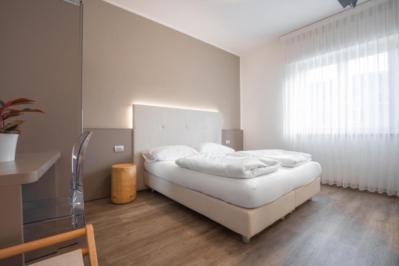 Hotel Rolly Riva del Garda Dış mekan fotoğraf