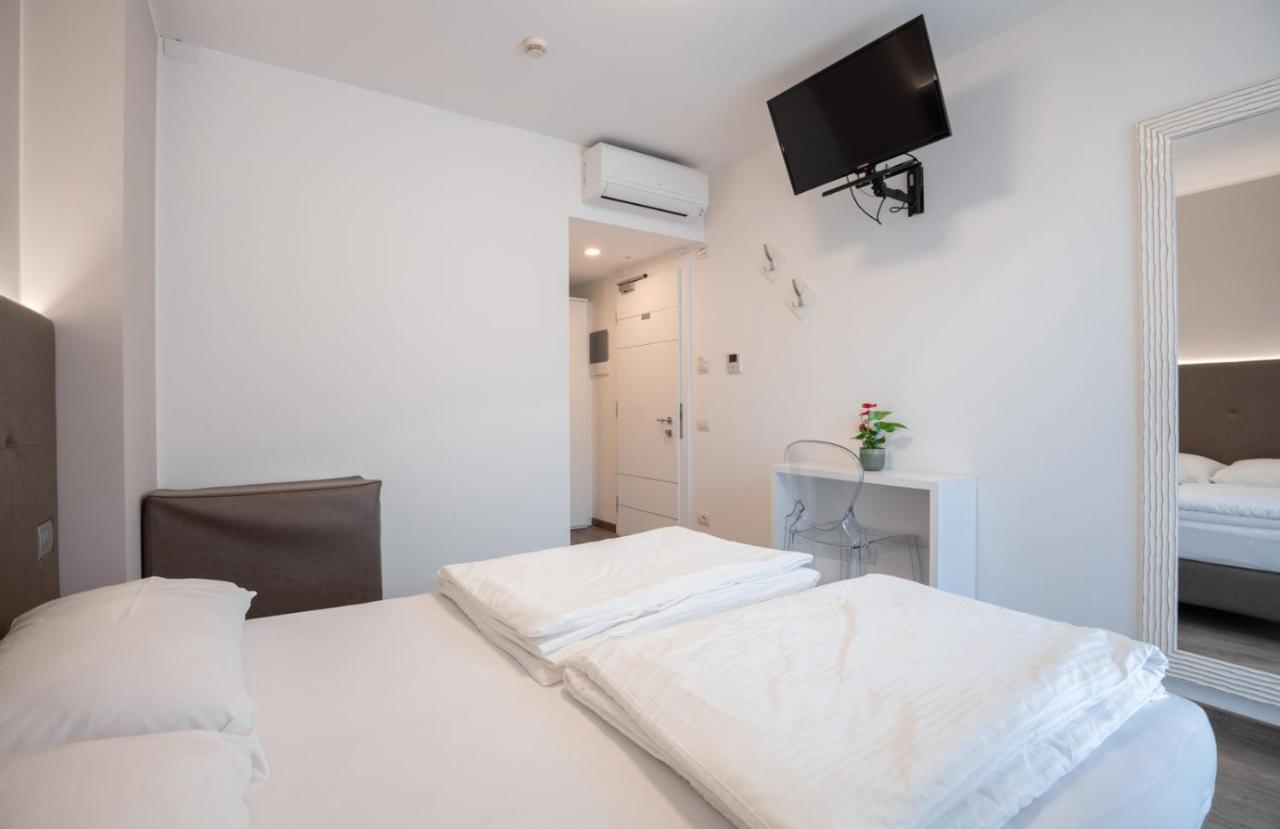 Hotel Rolly Riva del Garda Dış mekan fotoğraf