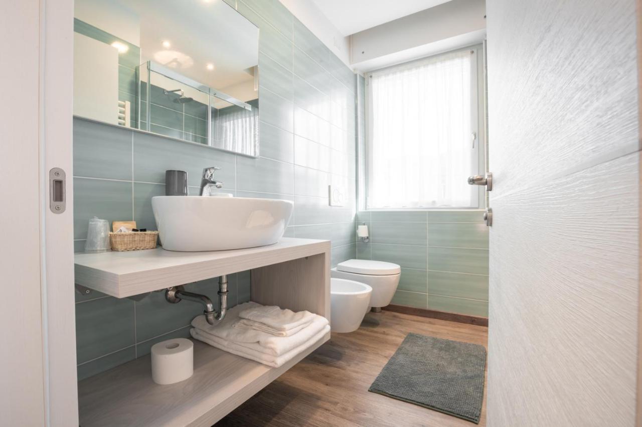 Hotel Rolly Riva del Garda Dış mekan fotoğraf
